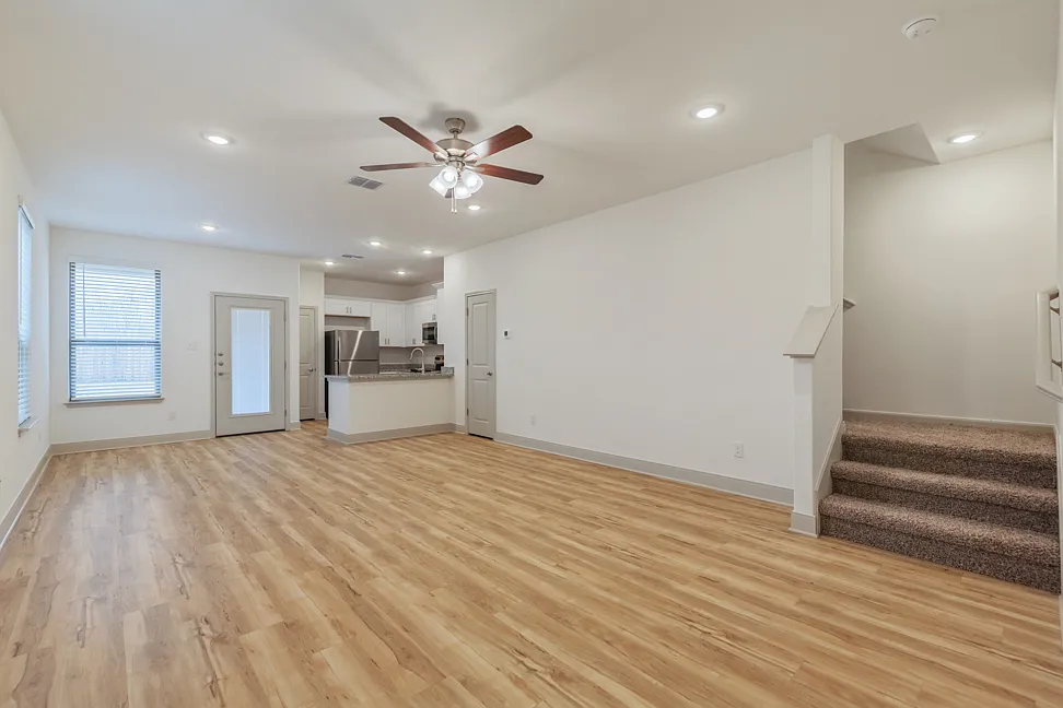 7612 Briarwood Pass — Photo 3