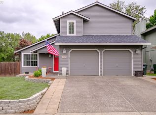 17399 SW Beaver Ct, Beaverton, OR 97003