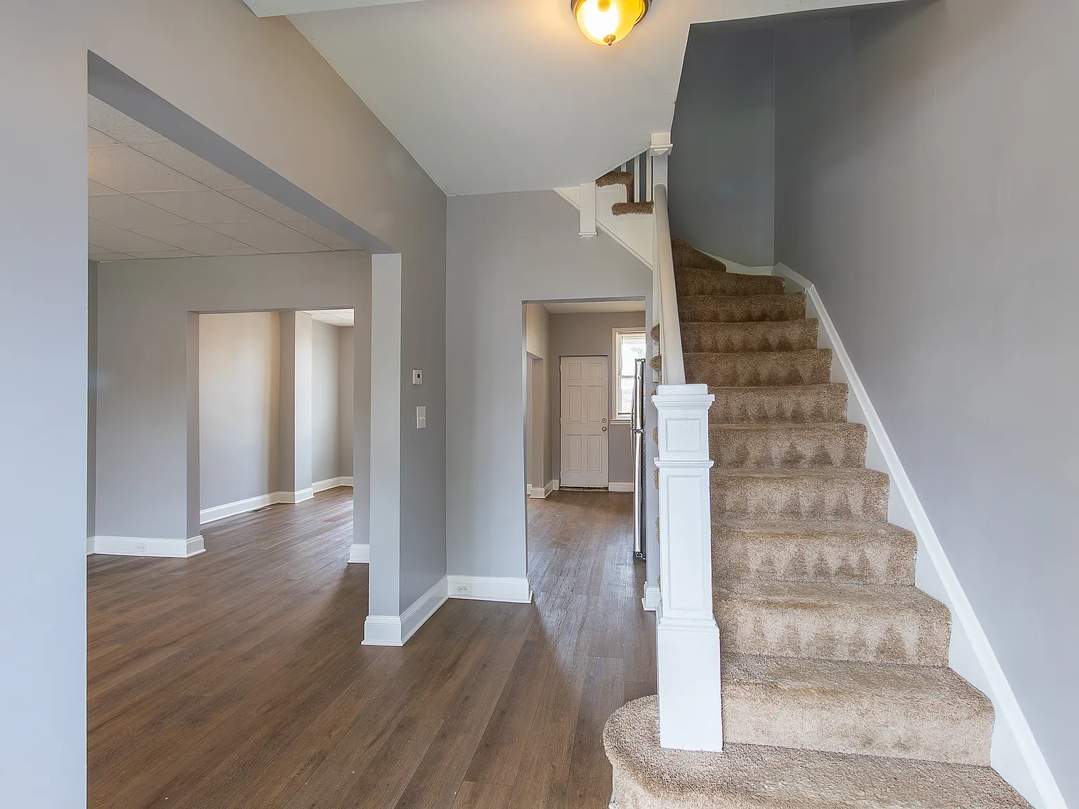 3063 Mayfield Avenue - 1 — Photo 3
