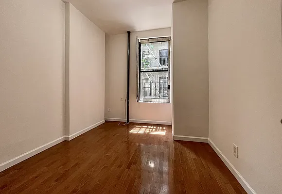 Rented by Bohemia Realty Group | media 5