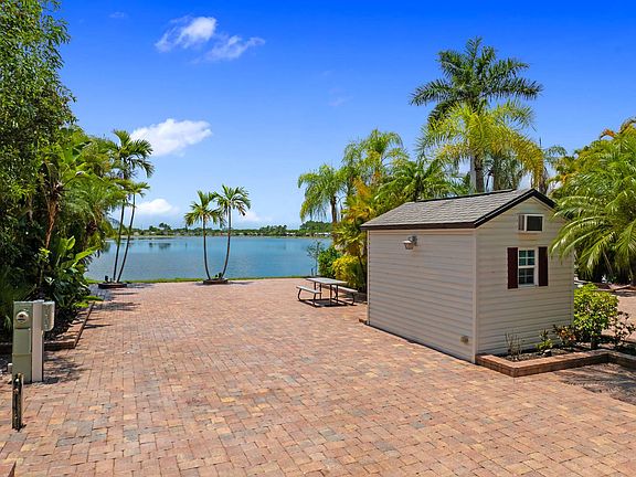 2nd image of 3180 Crystal Lake Dr #3180