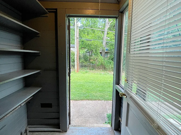1663 Valley Ave — Photo 69