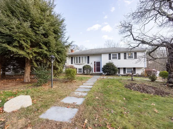 222 Blackstone St, Bellingham, MA 02019