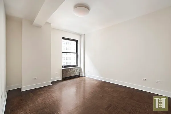 Rented by Halstead Real Estate | media 34