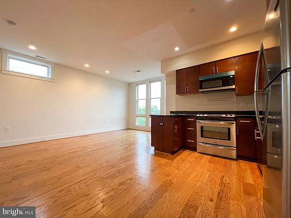 2nd image of 2910 Georgia Ave NW APT 404