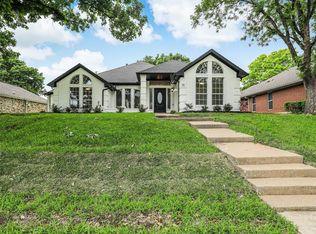 121 Lansdowne Cir, Coppell, TX 75019