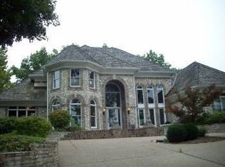 279 Saint Andrews, Saint Louis, MO 63073