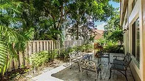 10157 NW 4th St #1 — Photo 36