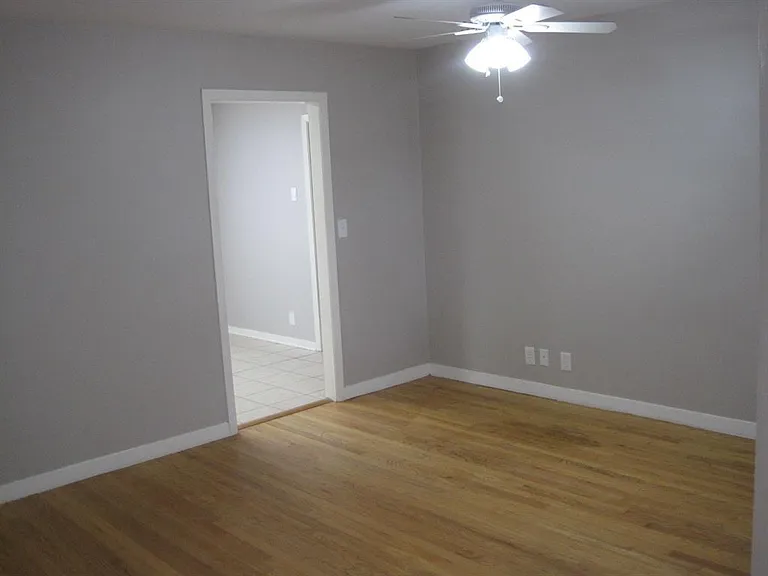 1124 Lawrence St — Photo 18