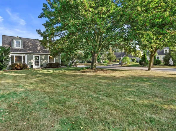 10904 West Marion STREET, Wauwatosa, WI 53222