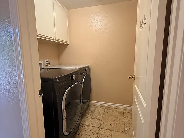 12022 Falcon Crest Way — Photo 15