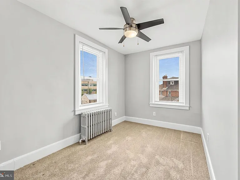 732 W Railroad Ave — Photo 30
