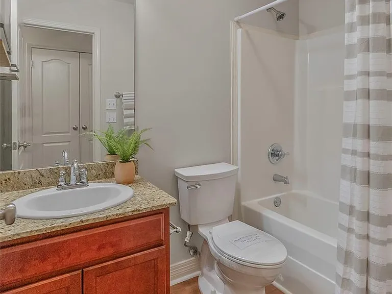 3303 Grand Lake Dr — Photo 11