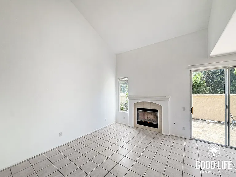10880 Creekbridge Pl — Photo 3