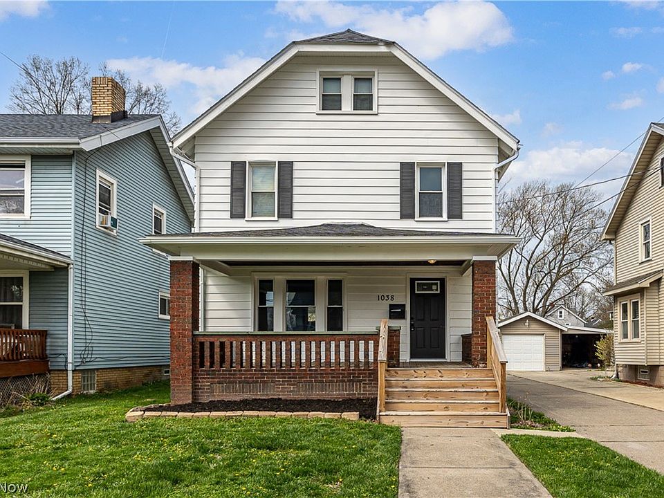 1st image of 1038 W 11th St
