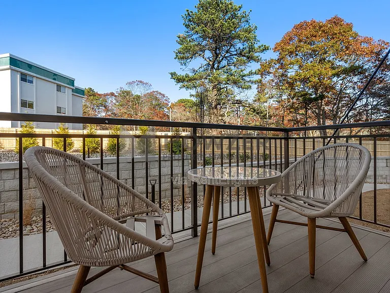 850 Falmouth Rd — Photo 25