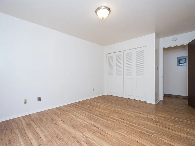 1720 Azalea Ct #4 — Photo 12