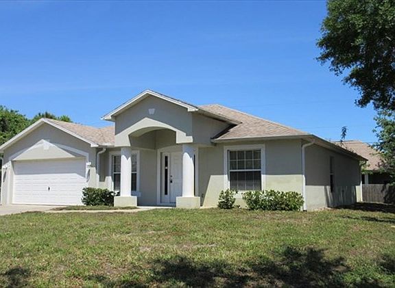 4th image of 946 18th Pl SW