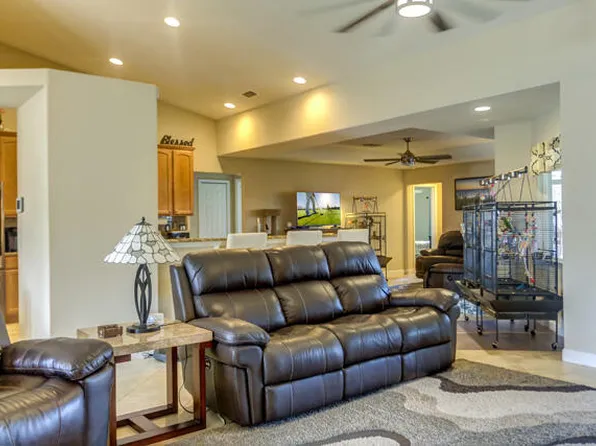 941 SW Fable Avenue, Port St Lucie, FL 34953