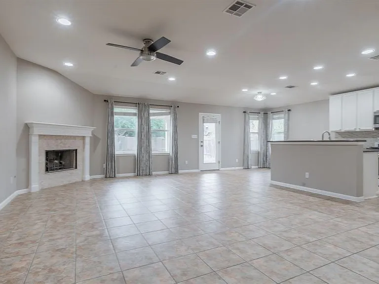 9408 Castle Pines Dr — Photo 7