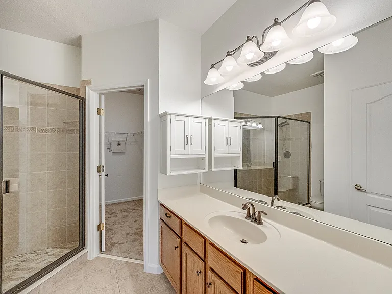 733 Ventura Dr — Photo 21