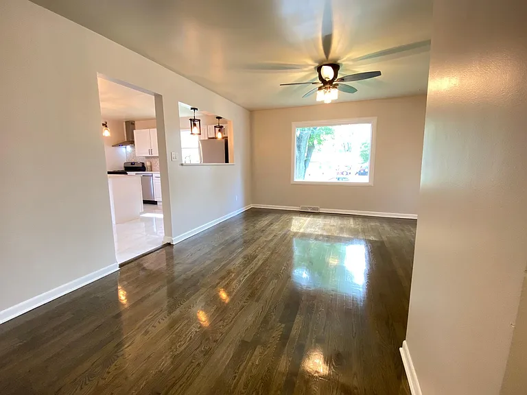 Entrance to living room.