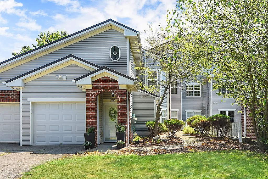 1127 Prescott Pl photo 1