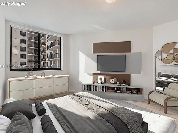 2nd image of 999 SW 1st Ave APT 1916