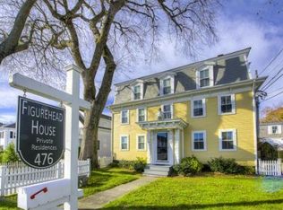 476 Commercial St #1, Provincetown, MA 02657