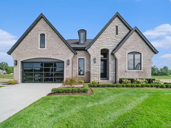 13909 Arthur Ct, Washington, MI 48094