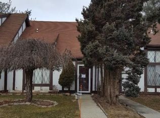 136 Fieldstone Ct, Middle Island, NY 11953