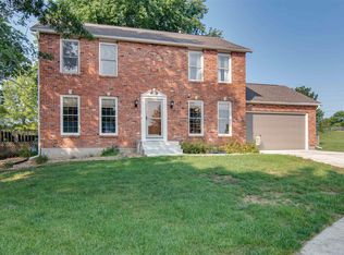 2531 SW Valley Glen Ct, Topeka, KS 66614