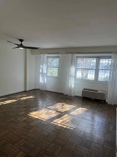 1801 Clydesdale Pl NW Photo 1