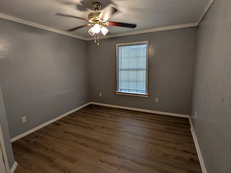 Alamo Ln — Photo 10