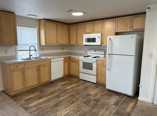 130 S Penn St APT B, Manheim, PA 17545