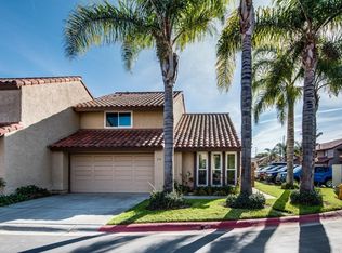 512 Alondra Dr, Huntington Beach, CA 92648
