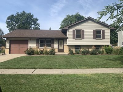 600 Macarthur Dr, Buffalo Grove, IL, 60089