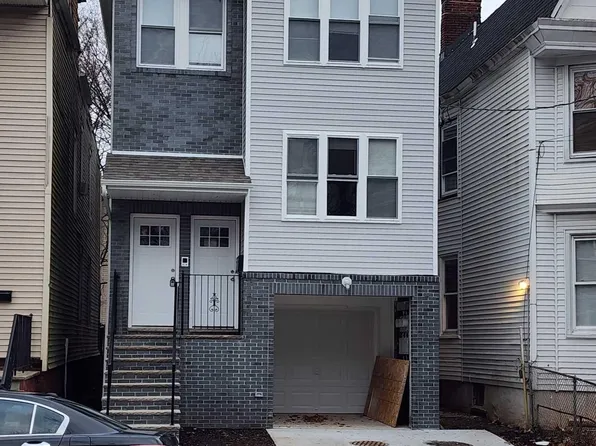 223 S 10th St, Newark, NJ 07107