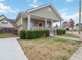 742 N 5th St, Rogers, AR 72756