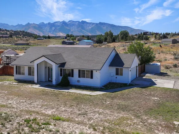 532 Blackstone Dr, Spring Creek, NV 89815