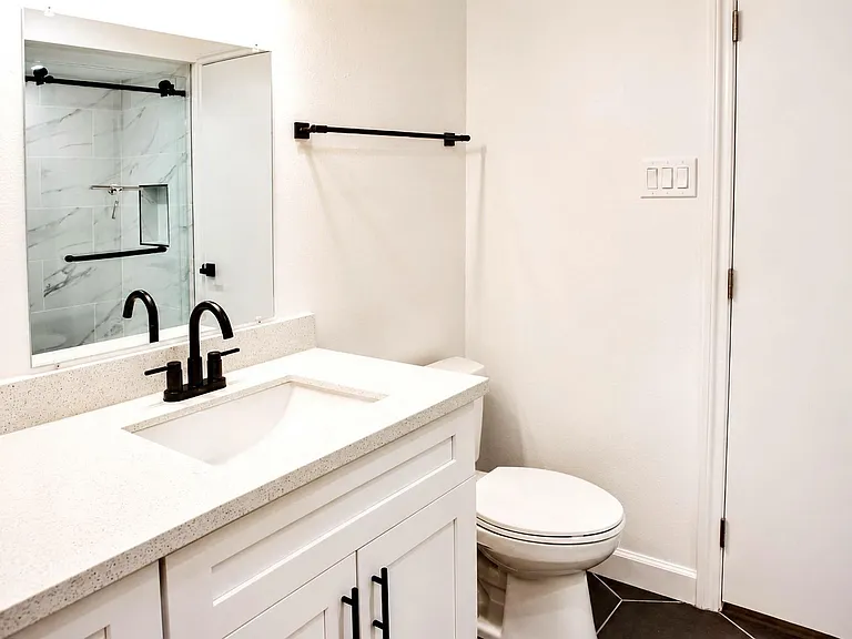 2744 Briarhurst Dr #31 — Photo 23