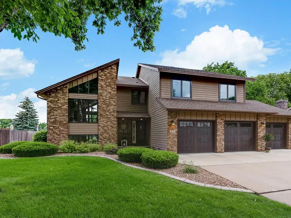 550 Bohlken Dr, Hastings, MN 55033