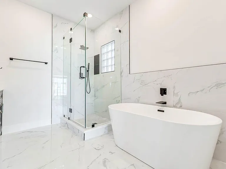 5636 Dolores St — Photo 24