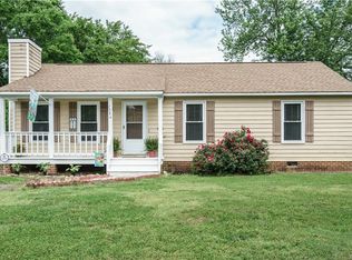 1324 Robindale Rd, North Chesterfield, VA 23235