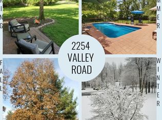 2254 Valley Rd, Chesterfield, MO 63005