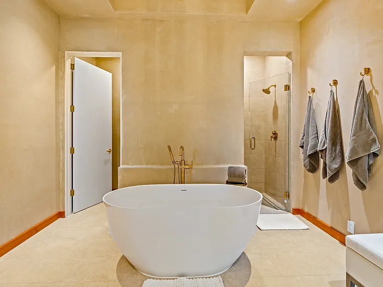 13350 Middle Canyon Rd — Photo 20