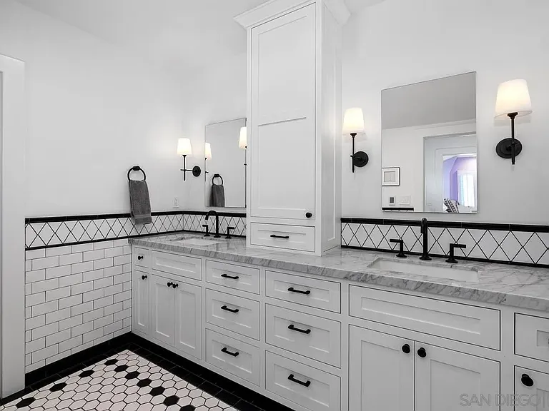 532 Marina Ave — Photo 22