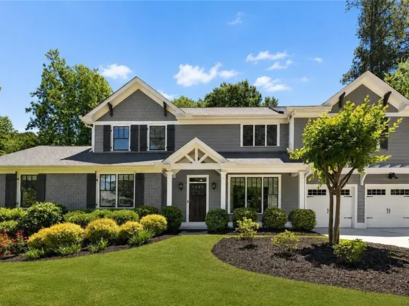 2247 Sundown Dr, Atlanta, GA 30345