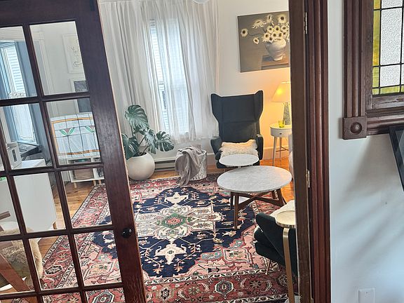 4th image of 51 Irving St #1