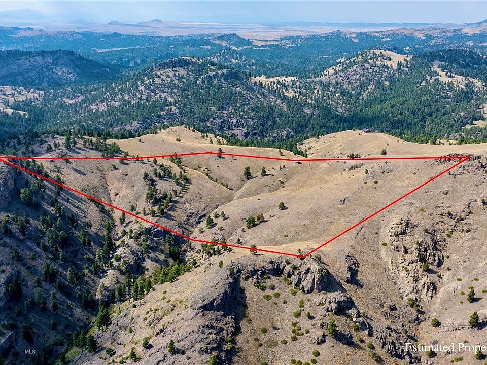 4th image of 64 Lookout Point Ln